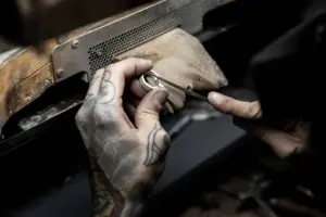 Creazione artigianale di gioielli